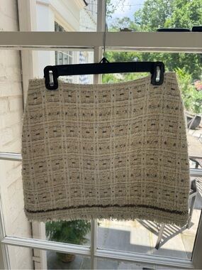 cinq a sept Ivory Tweed Mini Skirt with Dark Trim **NWT**